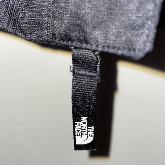 North Face Black Light Weight Jacket Weather-Resistant Full-Zip w/hood 14/16 - Picture 5 of 6